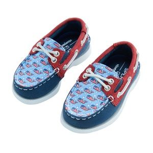 Sperry x Vineyard Vines Whale Flag Boat Shoes. Toddler 6.